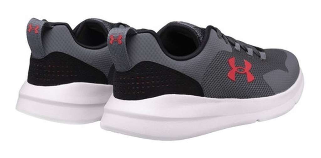 Calzado UA Essential